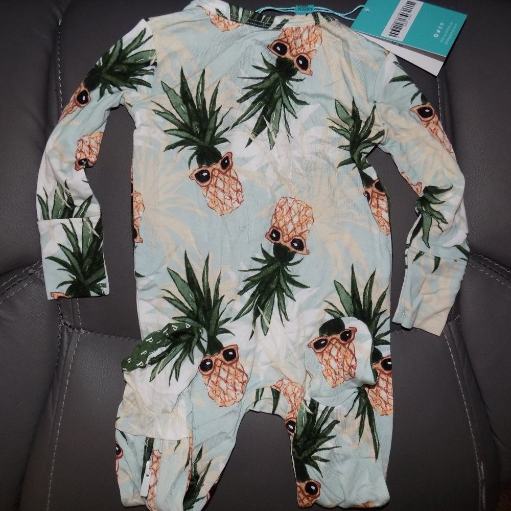 POSH PEANUT MADDOX FOOTIE ZIPPERED ONE PIECE NEW - Picture 3 of 3
